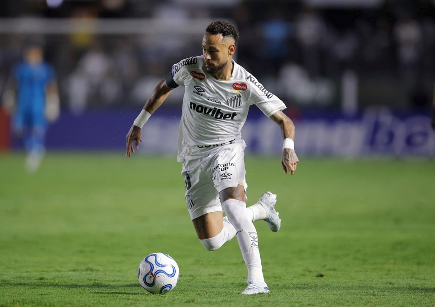 মেসিদের লিগে যাওয়া নিয়ে মুখ খুললেন নেইমার